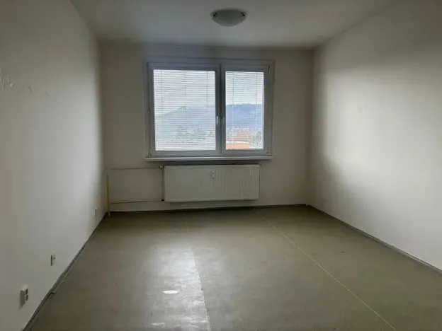 Pronájem bytu 1+1, Zlín, Nad Stráněmi, 32 m2