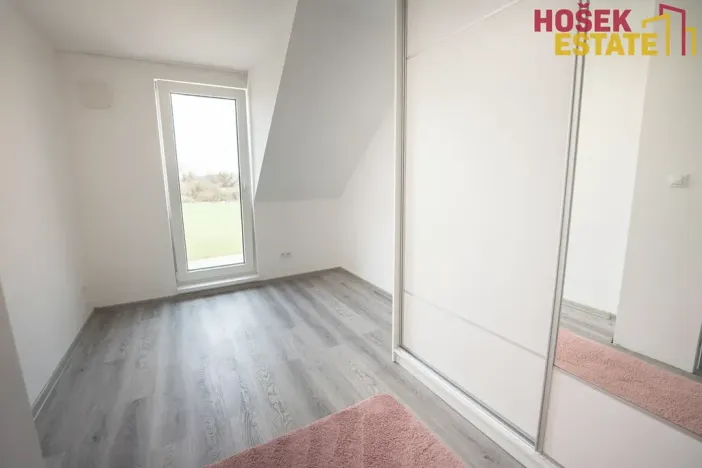 Prodej rodinného domu, Holubice, 93 m2