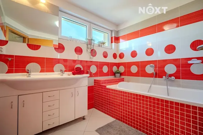 Prodej rodinného domu, České Budějovice, J. Dietricha, 140 m2