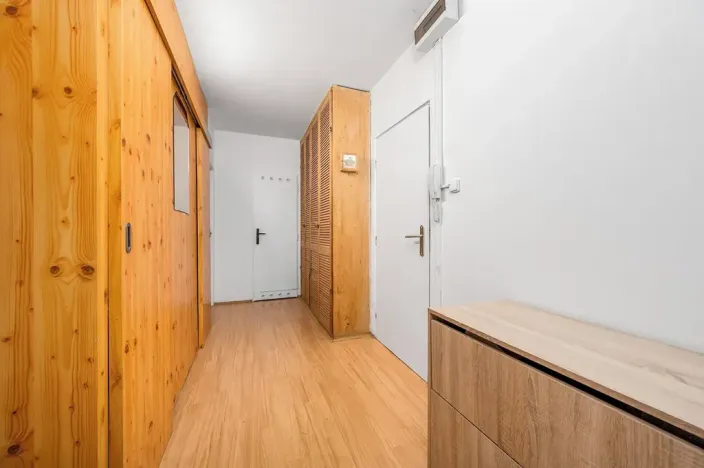 Prodej bytu 3+1, Praha - Prosek, Bohušovická, 55 m2