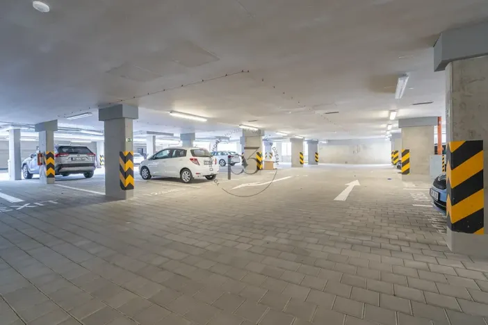 Pronájem bytu 2+kk, Praha - Prosek, Čakovická, 43 m2