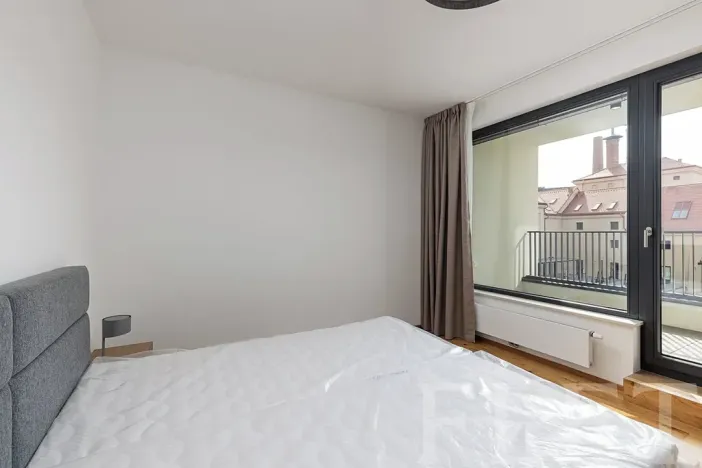 Pronájem bytu 2+kk, Praha - Nusle, Muzikova, 58 m2