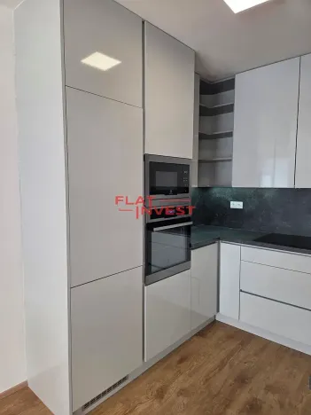 Pronájem bytu 2+kk, Praha - Břevnov, Ve Střešovičkách, 57 m2