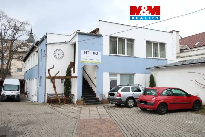 Pronájem obchodního prostoru, Pardubice - Zelené Předměstí, 17. listopadu, 90 m2