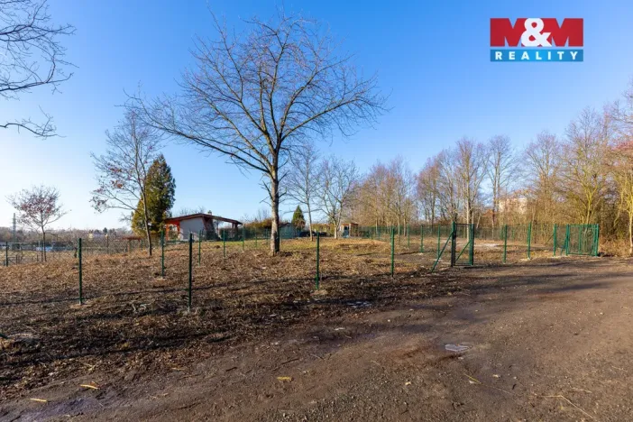 Prodej zahrady, Pardubice, 400 m2