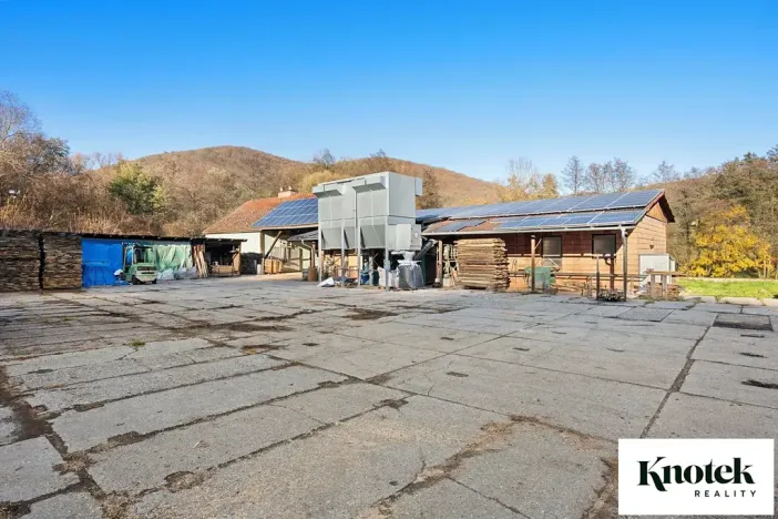 Pronájem výrobních prostor, Račice-Pístovice, 479 m2