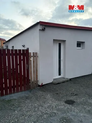 Pronájem bytu 1+kk, Chomutov, Lipská, 38 m2
