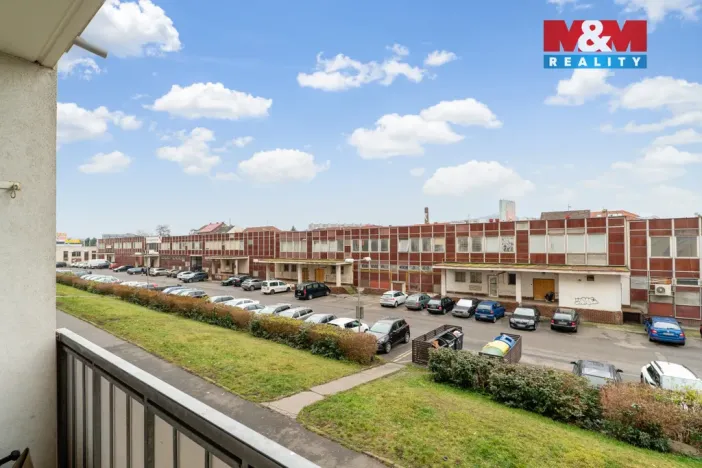 Prodej bytu 3+1, Teplice - Trnovany, Antala Staška, 81 m2