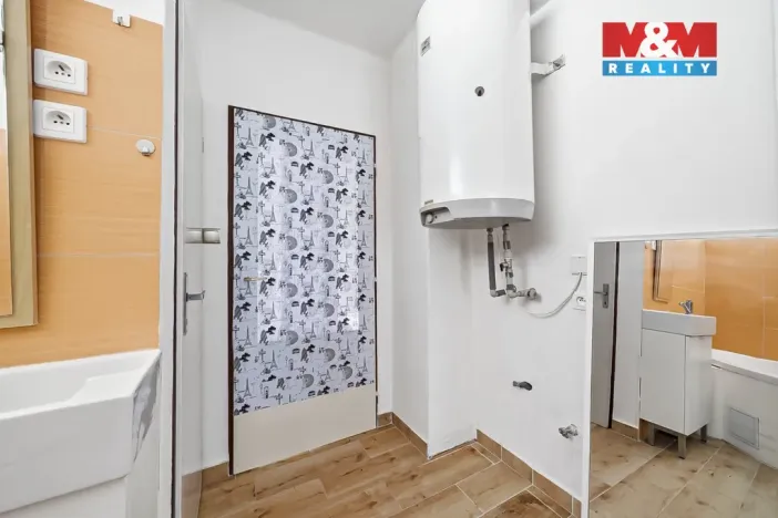 Prodej bytu 3+1, Lukavice, 74 m2