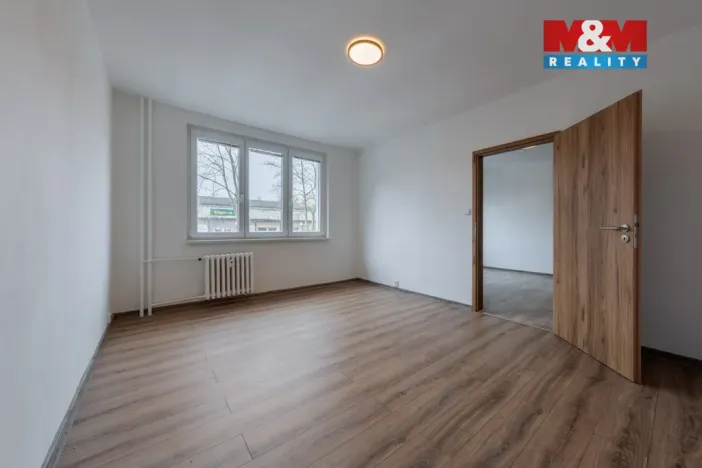 Prodej bytu 1+1, Chodov, náměstí 9. května, 36 m2