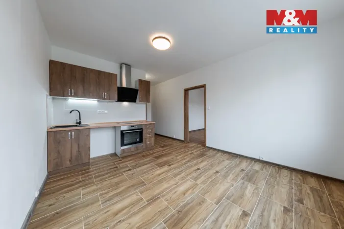 Prodej bytu 1+1, Chodov, náměstí 9. května, 36 m2