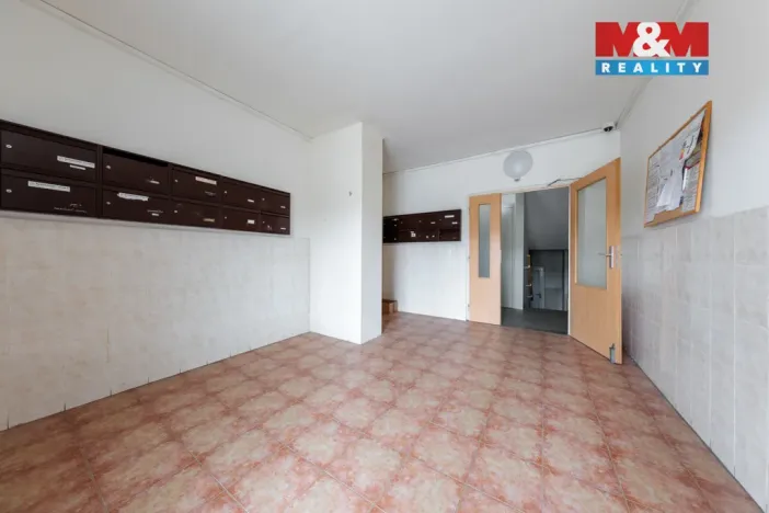 Prodej bytu 1+1, Chodov, náměstí 9. května, 36 m2