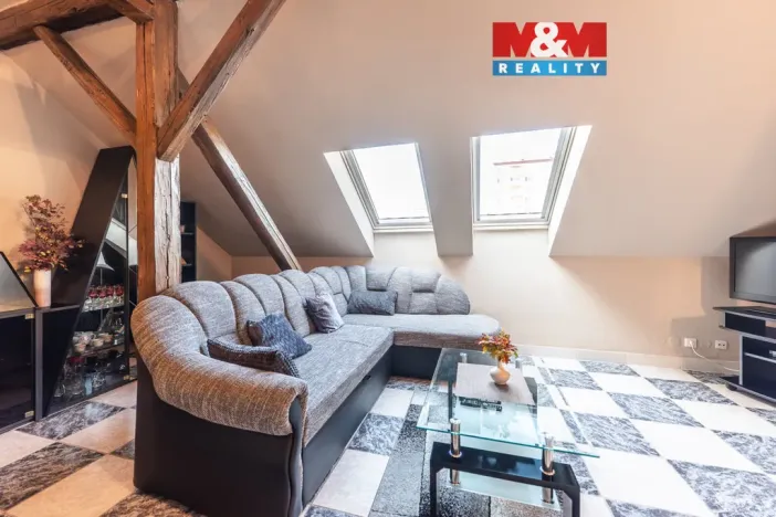 Prodej bytu 2+kk, Uherské Hradiště, Tř. Maršála Malinovského, 53 m2