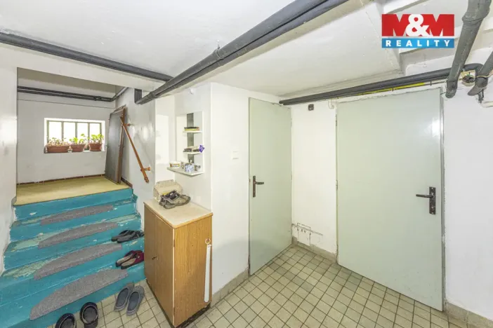 Prodej bytu 3+1, Chvaletice, Husova, 76 m2