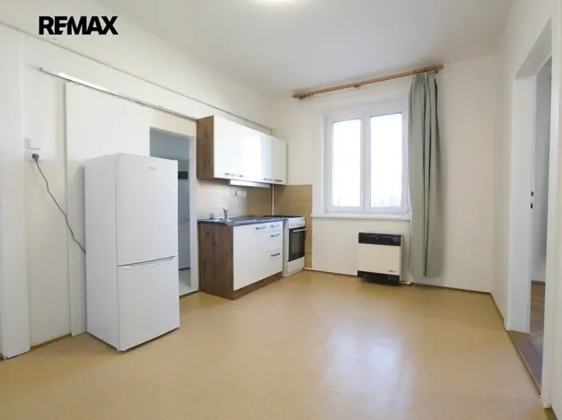 Pronájem bytu 1+1, Praha - Podolí, Výchozí, 37 m2