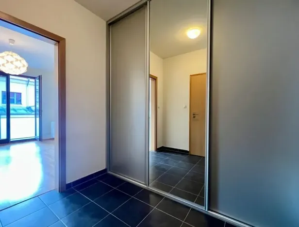 Pronájem bytu 1+kk, Praha - Žižkov, Baranova, 35 m2