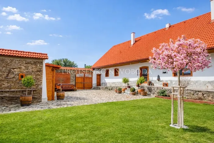 Prodej rodinného domu, Sedlečko u Soběslavě, 926 m2