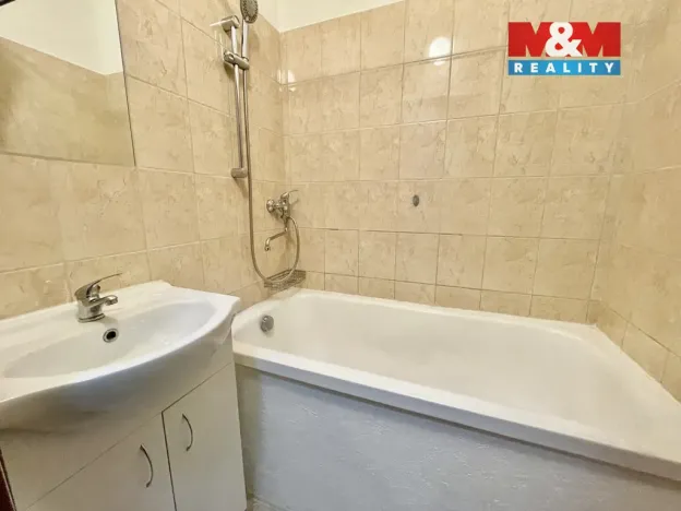 Pronájem bytu 1+1, Habartov, Gagarinova, 37 m2