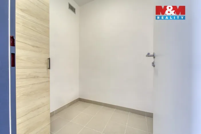 Pronájem bytu 3+kk, Plzeň - Doubravka, V Zahrádkách, 57 m2