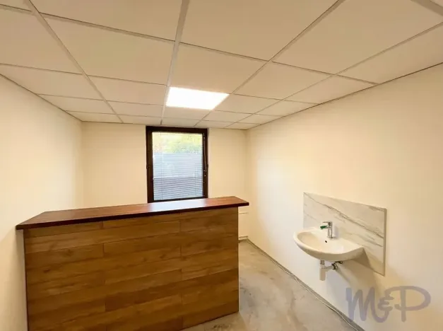 Prodej skladu, Jihlava, 350 m2