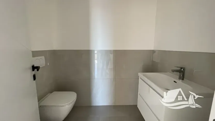 Prodej bytu 4+kk, Tribunj, Chorvatsko, 105 m2