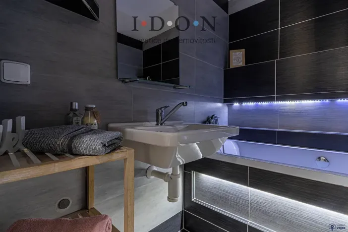 Prodej bytu 3+1, Kopřivnice, 17. listopadu, 62 m2