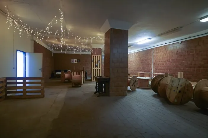 Prodej zemědělského objektu, Bžany, 1600 m2