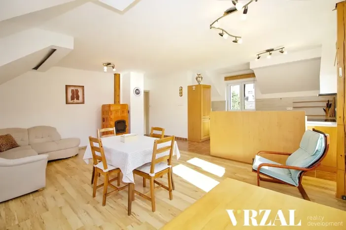 Prodej vícegeneračního domu, Tursko, Ke Statkům, 189 m2