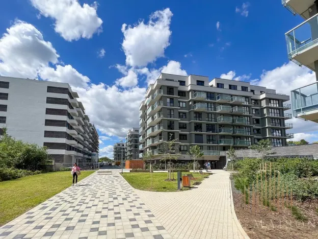 Pronájem bytu 2+kk, Praha - Třebonice, Thomasova, 57 m2