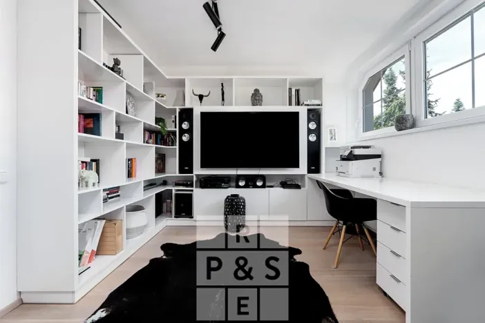 Prodej rodinného domu, Průhonice, Pod Valem II., 243 m2