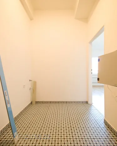 Pronájem bytu 2+kk, Praha - Nusle, U čtyř domů, 60 m2