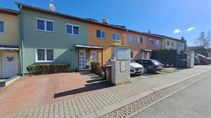 Prodej rodinného domu, Dobročovice, 120 m2