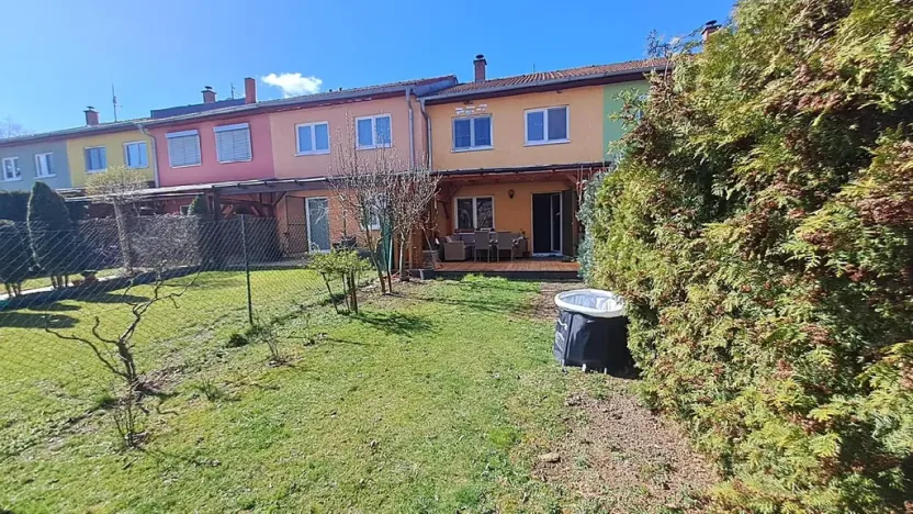 Prodej rodinného domu, Dobročovice, 120 m2