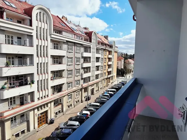 Pronájem bytu 2+1, Praha - Žižkov, Ambrožova, 55 m2