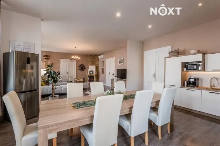 Prodej atypického bytu, Prostějov, Svatoplukova, 297 m2