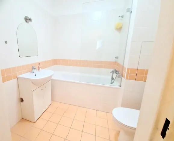 Prodej bytu 2+kk, Praha - Hostavice, U Hostavického potoka, 52 m2