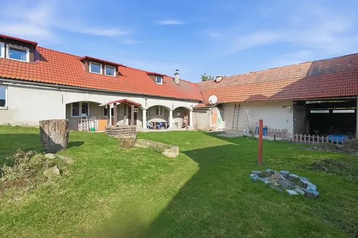 Prodej rodinného domu, Hvozd, 216 m2