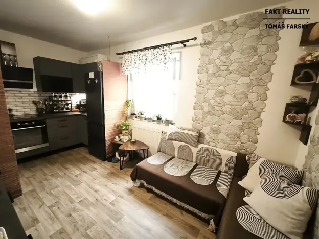 Pronájem bytu 2+kk, Chlumec, Stradovská, 45 m2