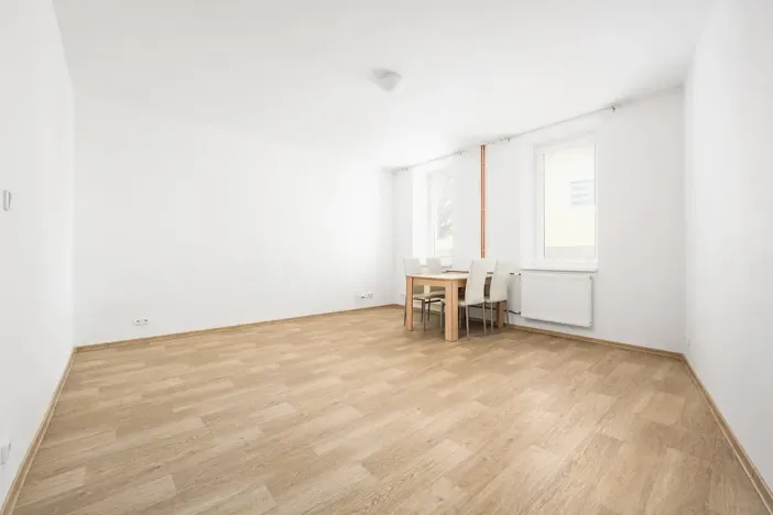 Pronájem bytu 1+kk, Brno, Tomáškova, 45 m2