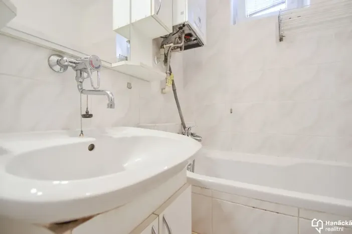 Pronájem bytu 3+1, Olomouc, Zamykalova, 82 m2