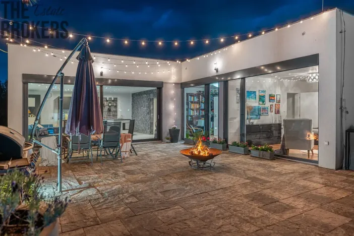 Pronájem rodinného domu, Kostelec nad Černými lesy, Svatbínská, 130 m2