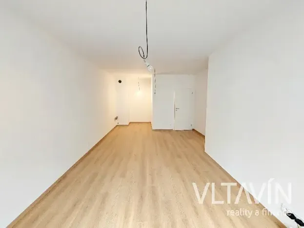 Pronájem bytu 2+kk, Praha - Vysočany, Kabešova, 48 m2