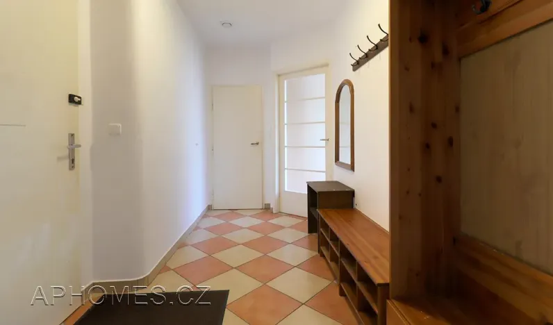Pronájem bytu 3+kk, Praha - Vinohrady, Sobotecká, 65 m2