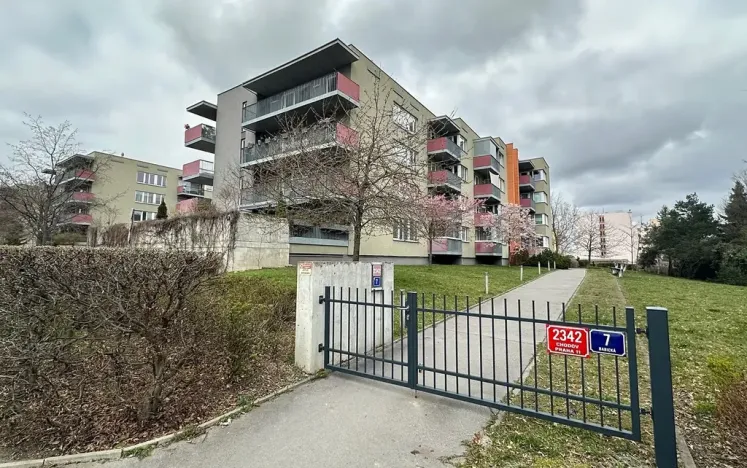 Pronájem bytu 2+kk, Praha - Chodov, Babická, 71 m2