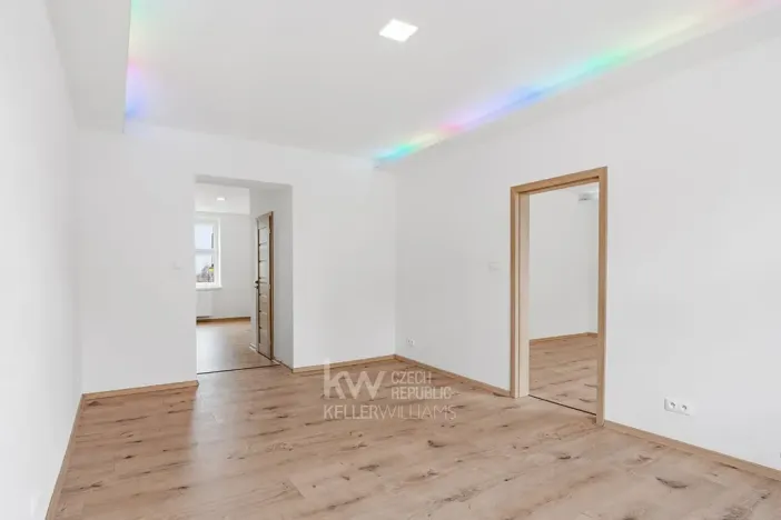 Prodej bytu 2+1, Cheb, Na Hradčanech, 82 m2