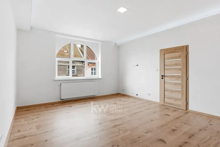 Prodej bytu 2+1, Cheb, Na Hradčanech, 82 m2