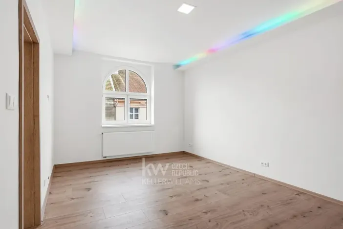 Prodej bytu 2+1, Cheb, Na Hradčanech, 82 m2