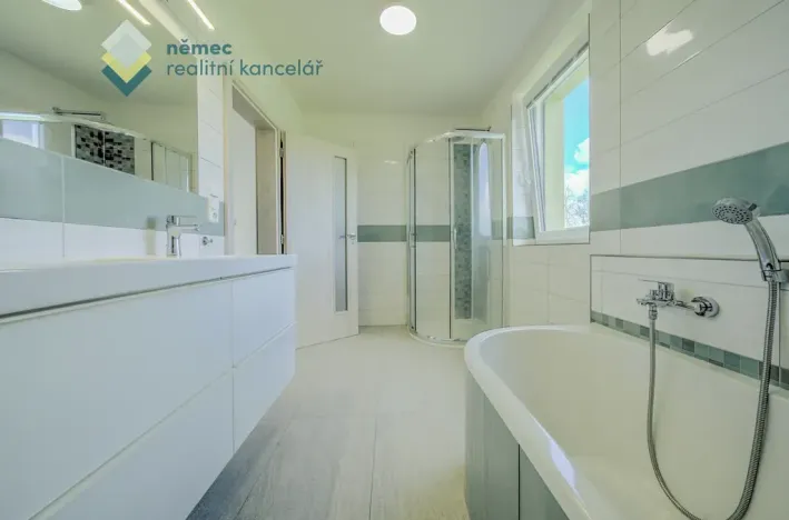 Pronájem rodinného domu, Sobotka, Za školou, 140 m2