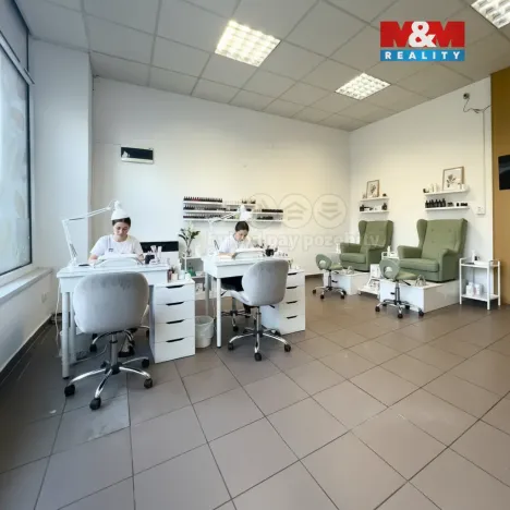 Pronájem obchodního prostoru, Poděbrady, Palackého, 42 m2