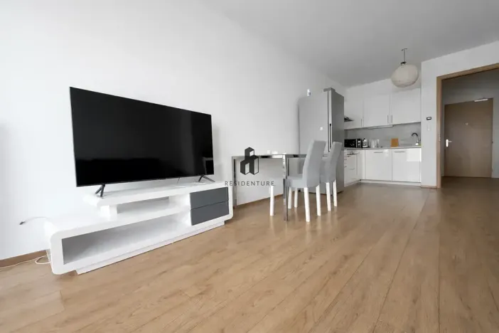 Pronájem bytu 2+kk, Praha - Holešovice, Komunardů, 57 m2